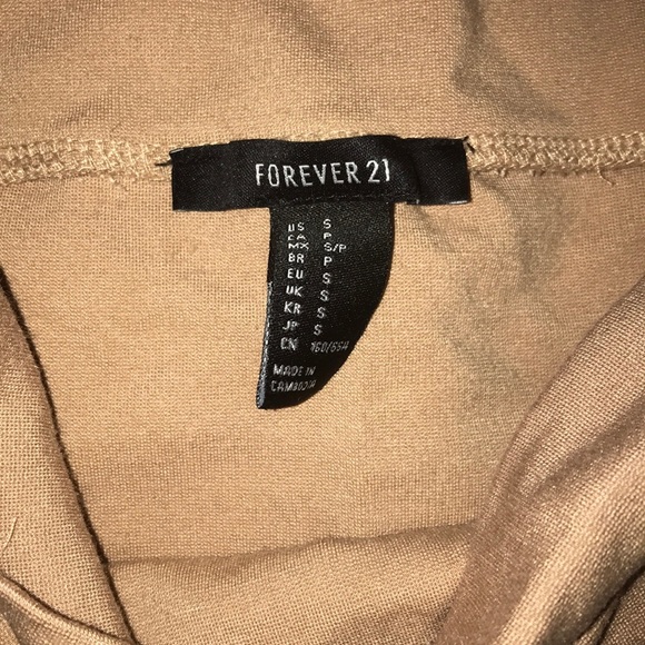 🌟 Forever 21 asymmetrical skirt - Picture 2 of 2